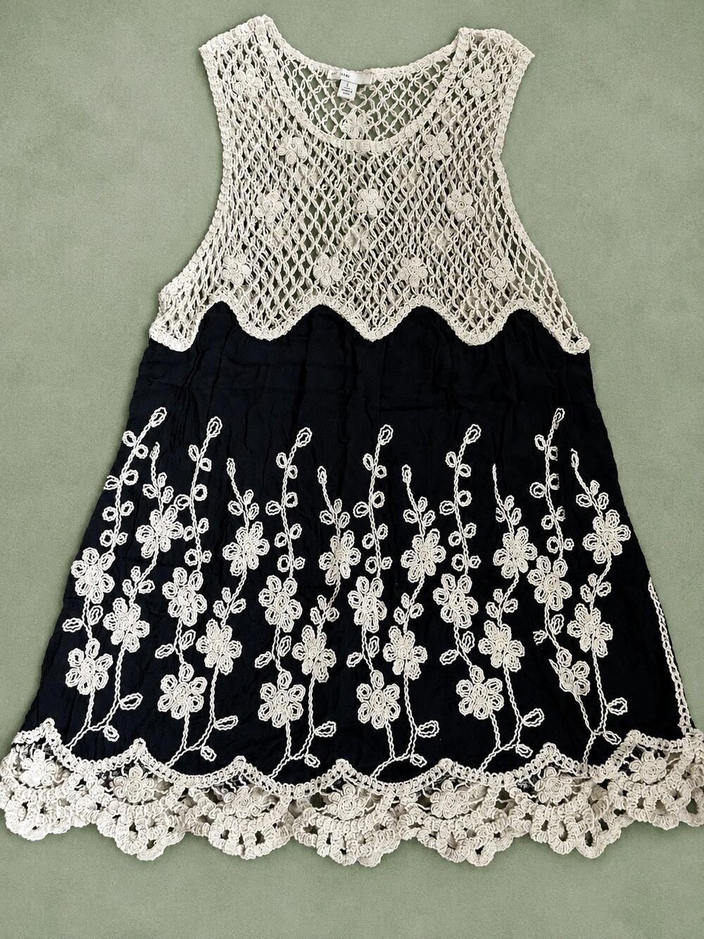 EST 1946 Women’s Large Black Ivory Crochet Floral Embroidered Boho Dress